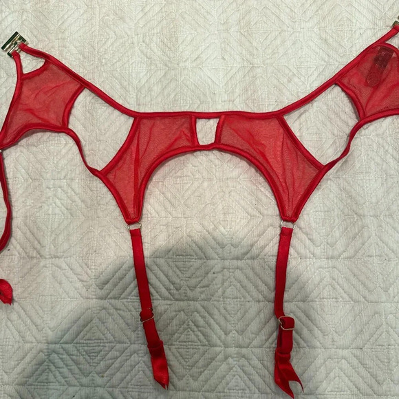 NEW Ruby Red  Suspender, Marie Mur, S - Picture 2 of 5